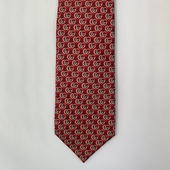 Gucci Silk Twill Love Tie in Red NEW